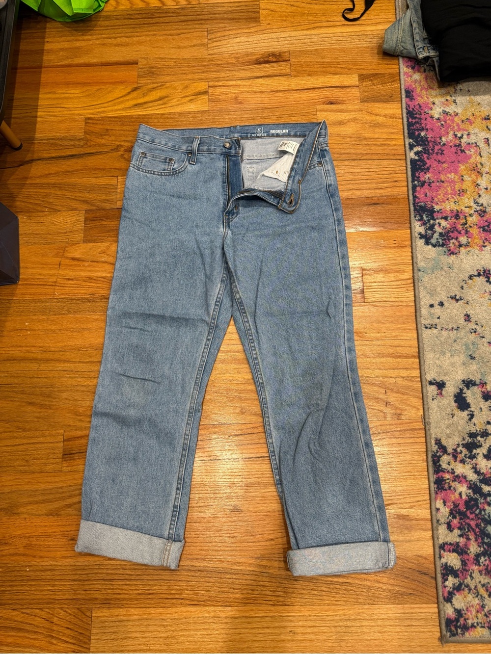 Light Wash Men's Straight Jeans - Classic Relaxed Fit